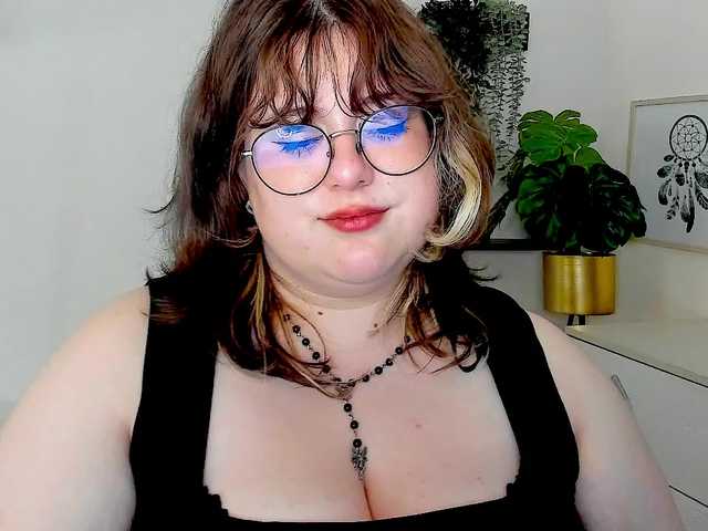 OpheliaLush live cam on BongaCams