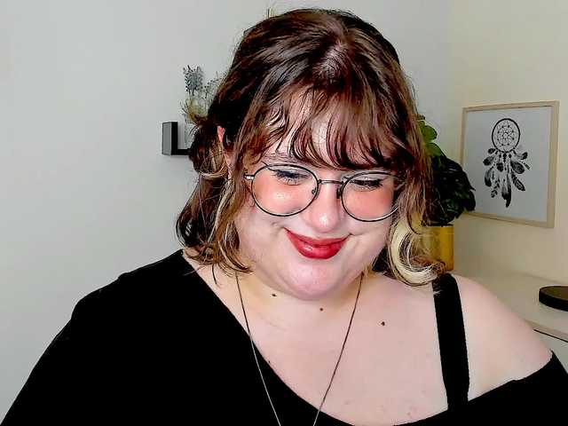 OpheliaLush live cam on BongaCams