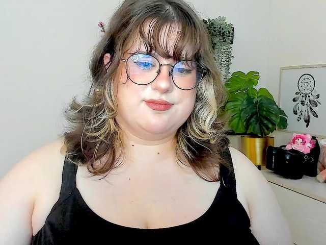 OpheliaLush live cam on BongaCams