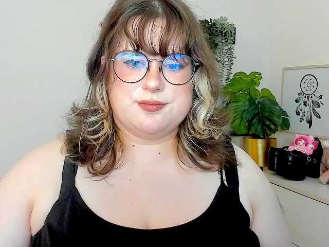 OpheliaLush live cam on BongaCams