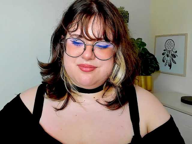OpheliaLush live cam on BongaCams