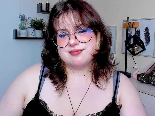 OpheliaLush live webcam show