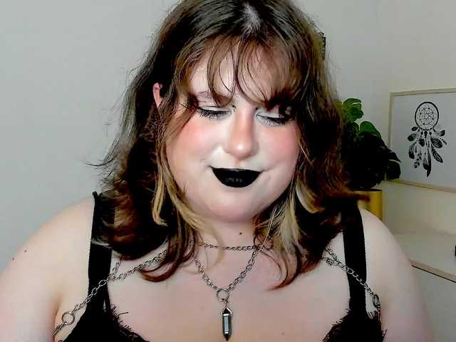 OpheliaLush live cam on BongaCams