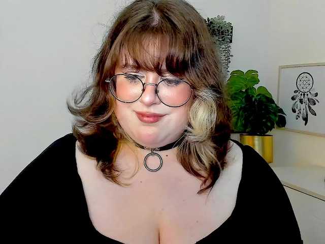 OpheliaLush live cam on BongaCams