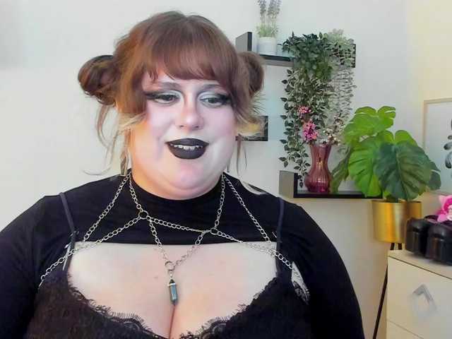 OpheliaLush live cam on BongaCams