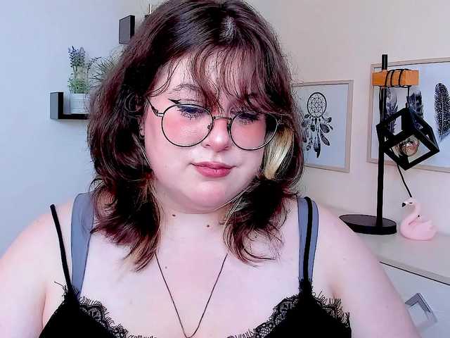 OpheliaLush live webcam show