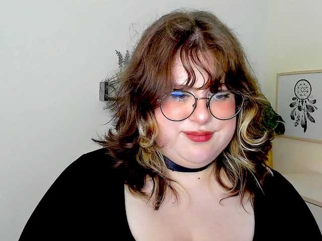 OpheliaLush live cam on BongaCams