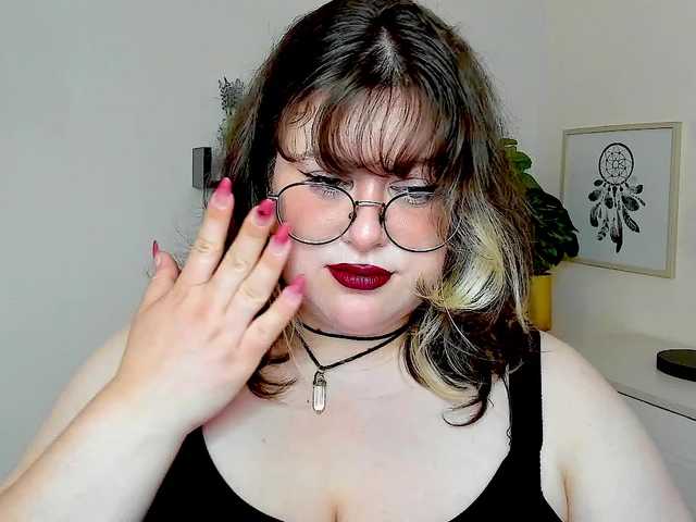 OpheliaLush live cam on BongaCams