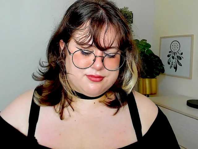 OpheliaLush live cam on BongaCams
