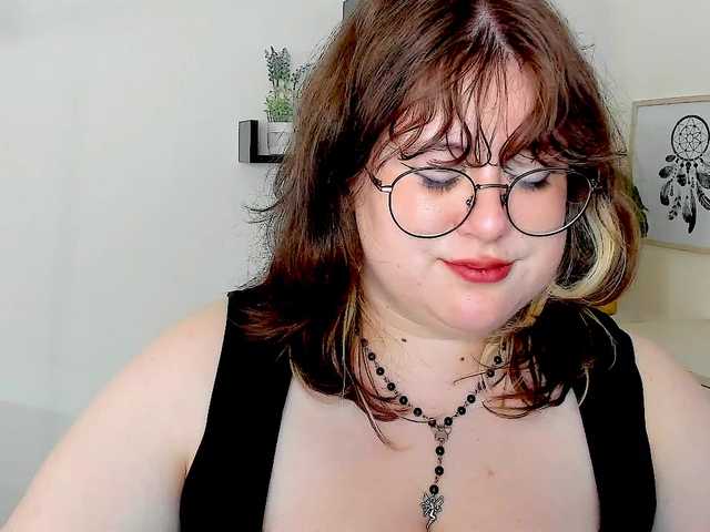 OpheliaLush live cam on BongaCams
