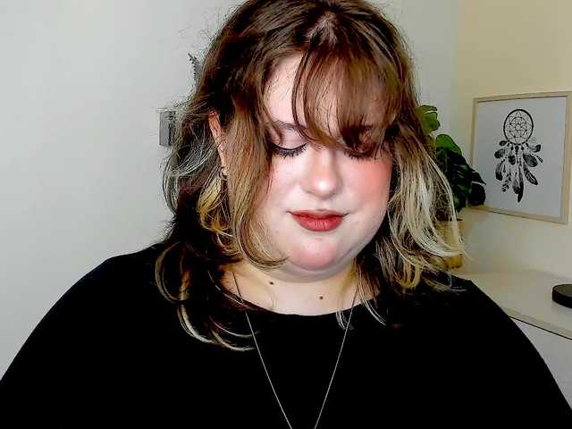 OpheliaLush live cam on BongaCams