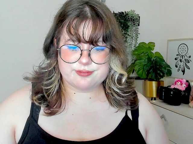 OpheliaLush live cam on BongaCams
