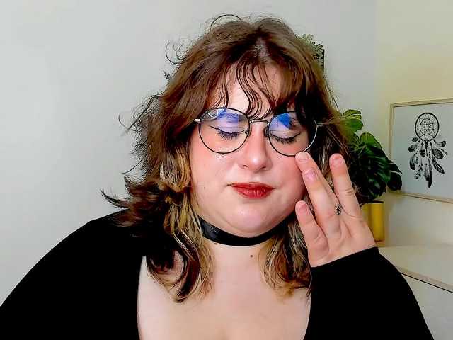OpheliaLush live cam on BongaCams