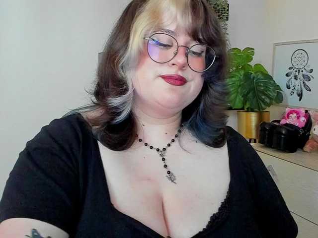 OpheliaLush live cam on BongaCams