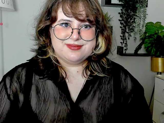 OpheliaLush live cam on BongaCams