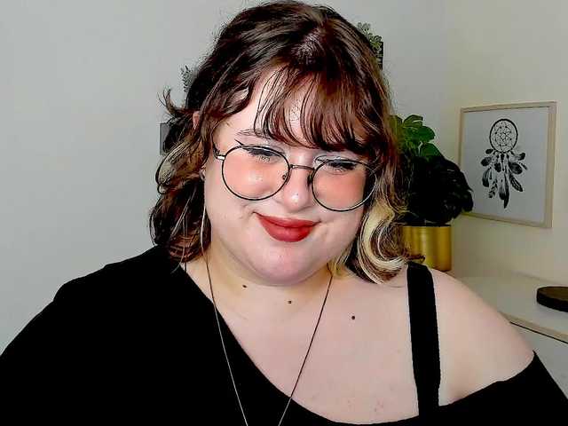 OpheliaLush live cam on BongaCams