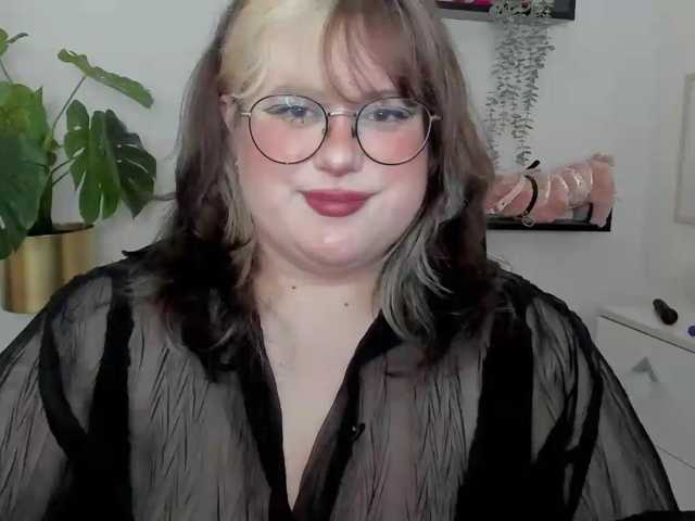 OpheliaLush live cam on BongaCams