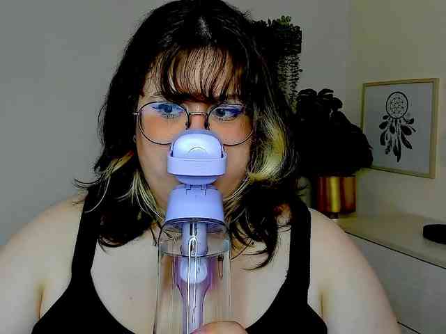 OpheliaLush Live Webcam on BongaCams
