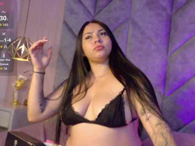 Emiily-Cooper webcam
