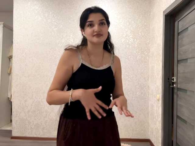 Izabel live webcam show