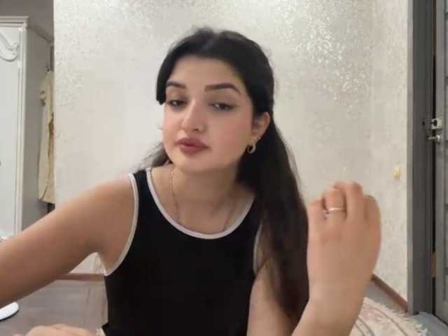 Izabel live webcam show