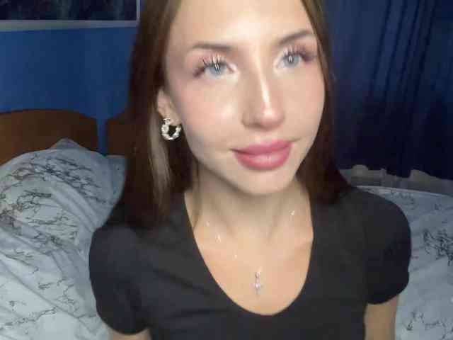 Daikirid live female cam on bongacams