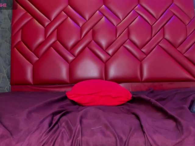 NicoleOwens live cam on BongaCams