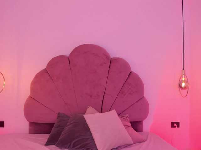 alisonmml live cam on BongaCams