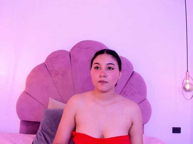 alisonmml live cam on BongaCams
