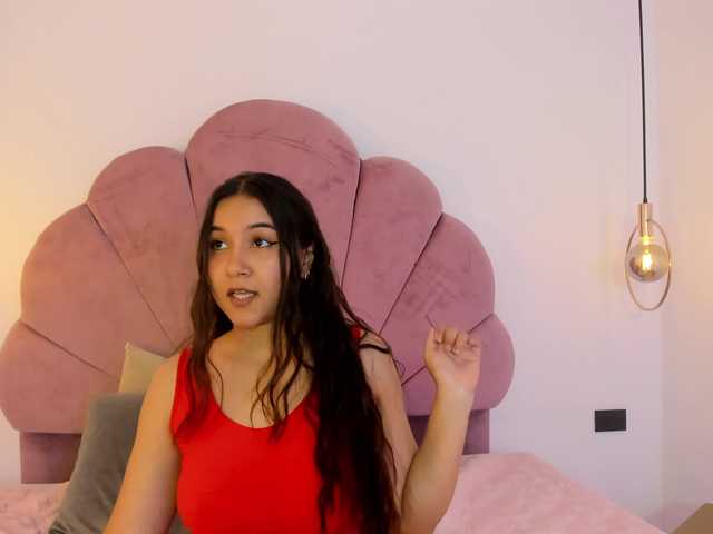 alisonmml live cam on BongaCams