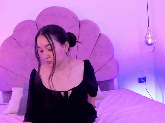alisonmml webcam