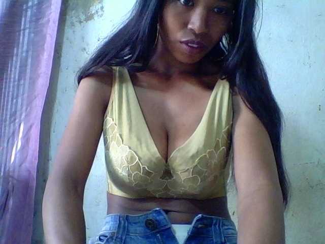 candy1a live cam on BongaCams