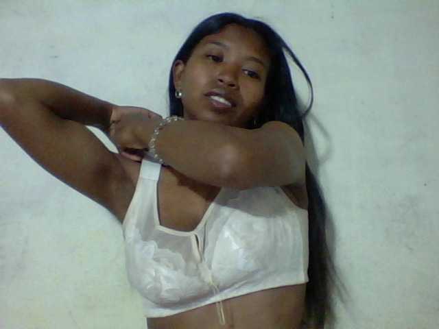 candy1a live cam on BongaCams