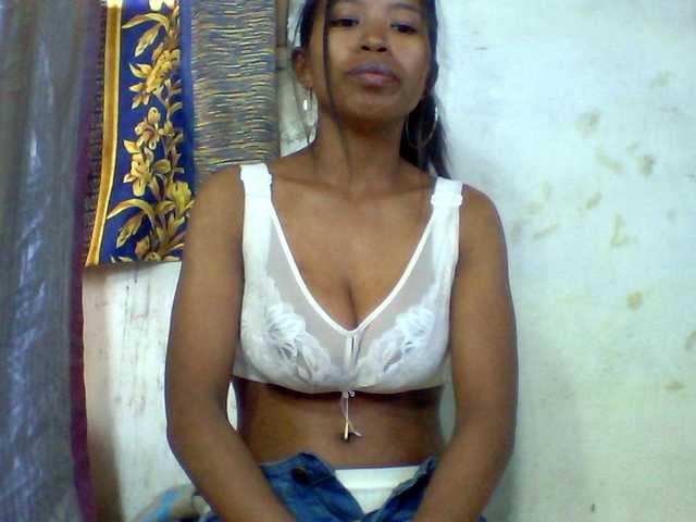 candy1a live cam on BongaCams