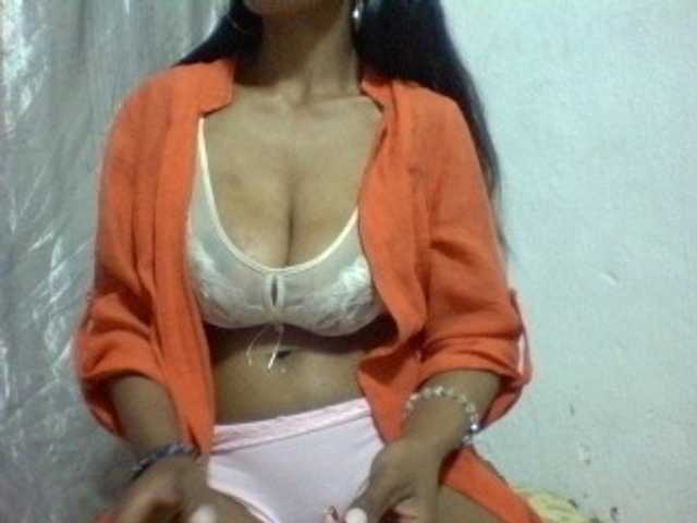 candy1a live cam on BongaCams