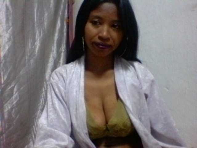 candy1a live cam on BongaCams