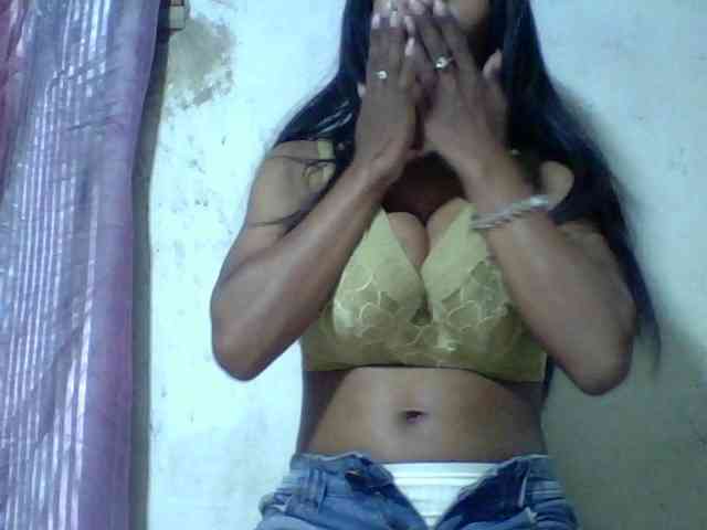 candy1a Live Webcam on BongaCams