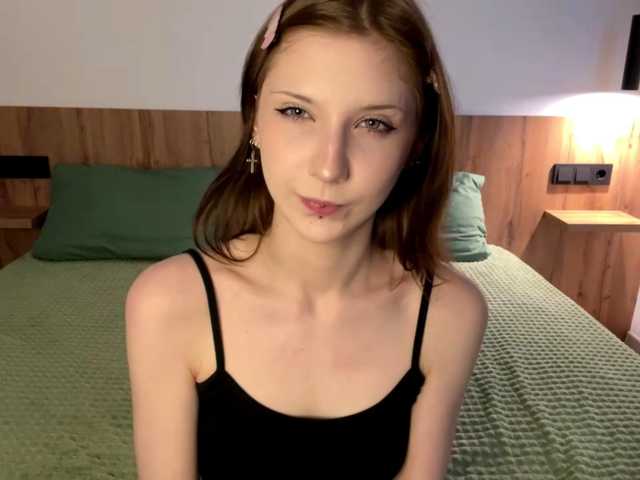 Lia-Kim, live now on BongaCams