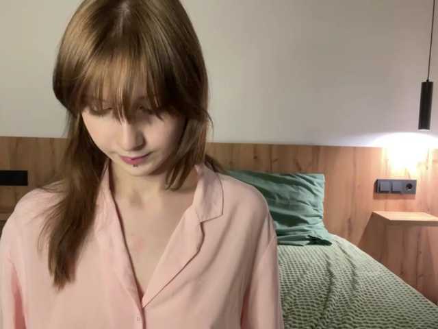 Lia-Kim live cam on BongaCams