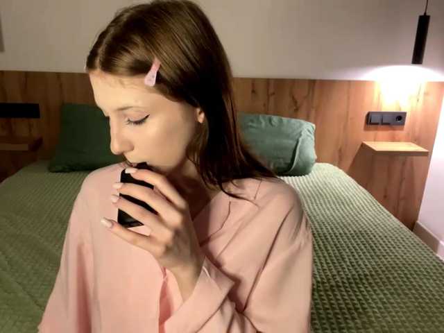 Lia-Kim live cam on BongaCams