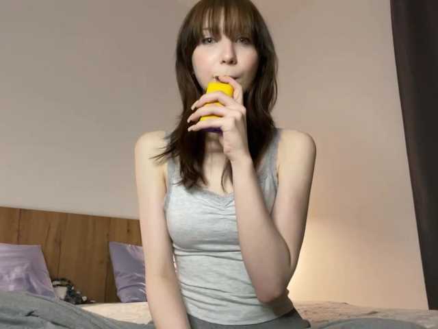 Lia-Kim live cam on BongaCams
