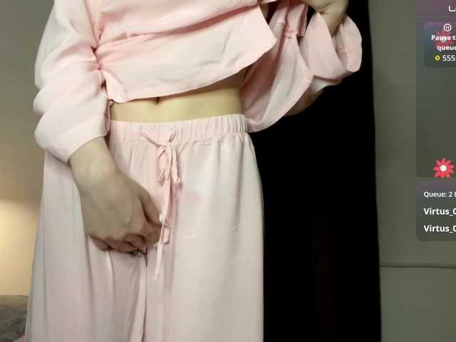 Lia-Kim live cam on BongaCams