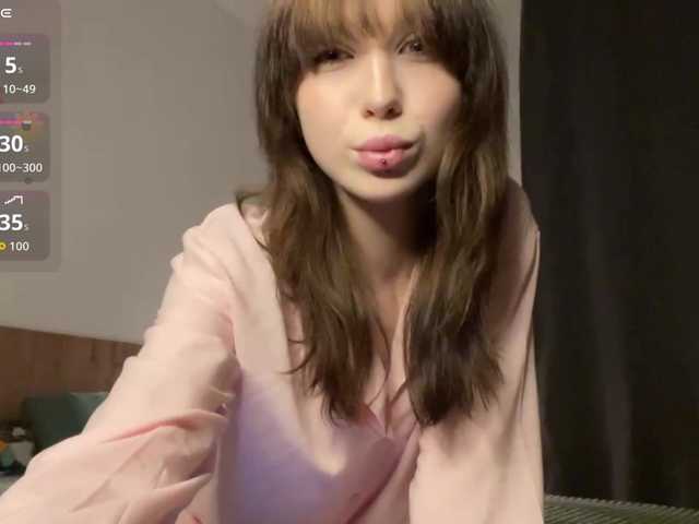 Lia-Kim live cam preview