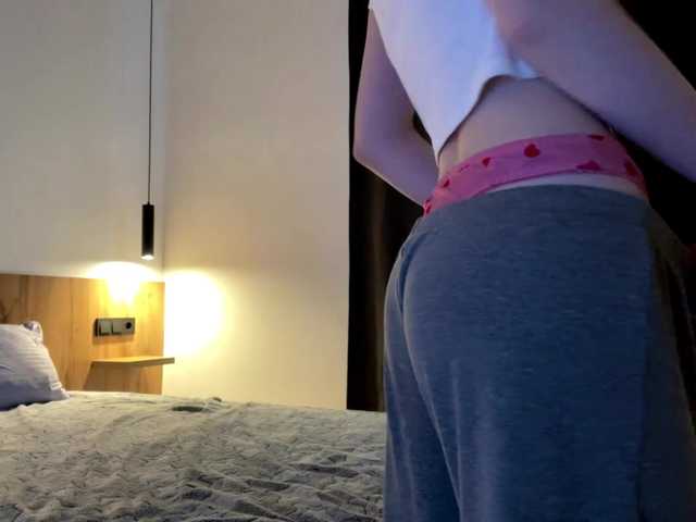 Lia-Kim live cam on BongaCams