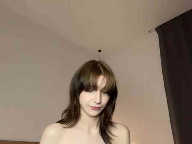 Model: Lia-Kim