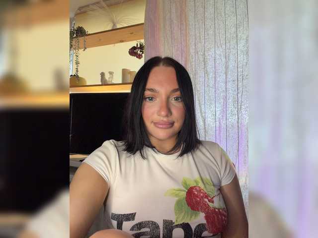 AlexaHotty1