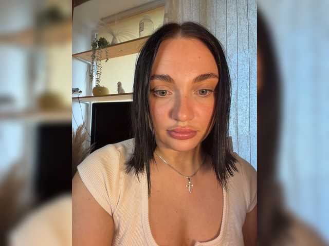 AlexaHotty1