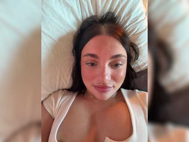 AlexaHotty1 live cam on BongaCams