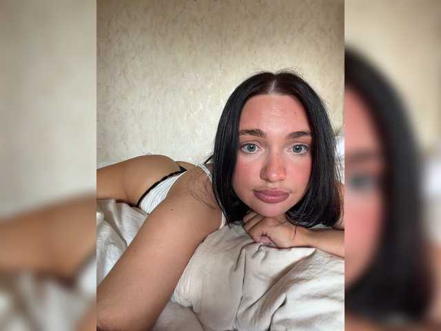 AlexaHotty1 live cam on BongaCams