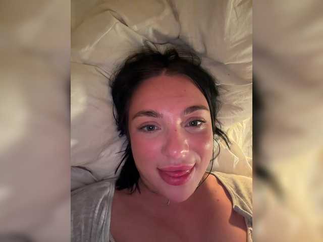 AlexaHotty1